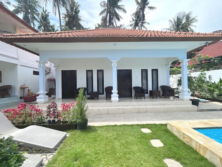 Hotel Belvilla Pleasant Seaside Lovina Beach