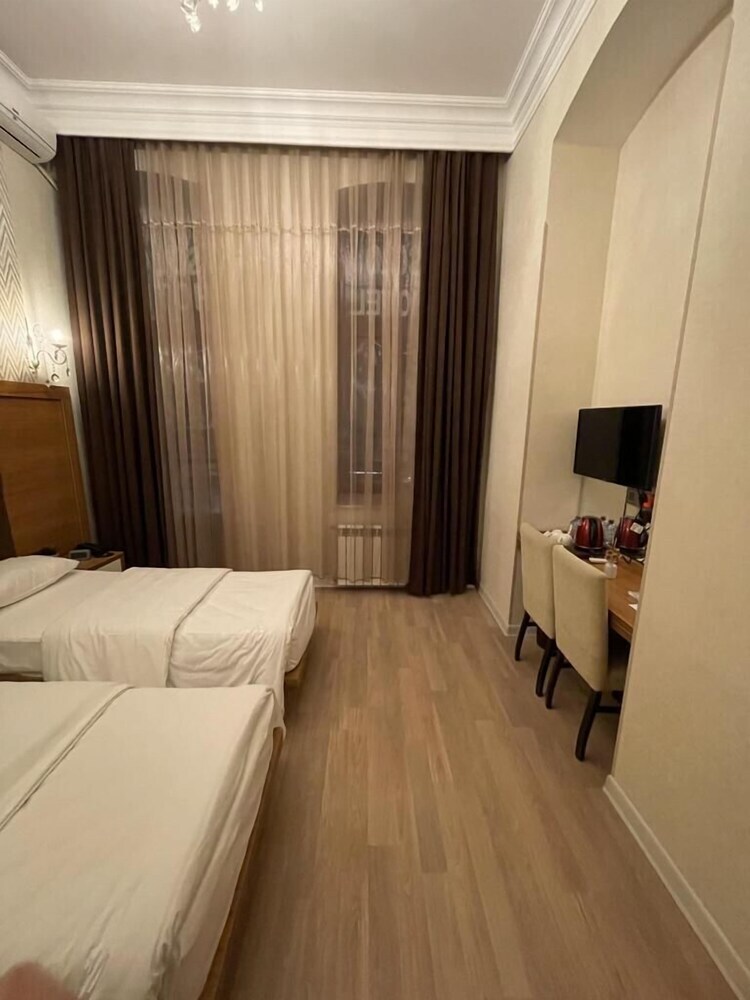 Solo Hotel