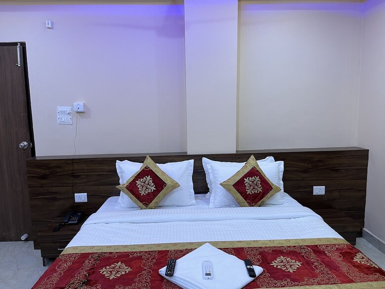Hotel Orchid Petal Nandini Grand