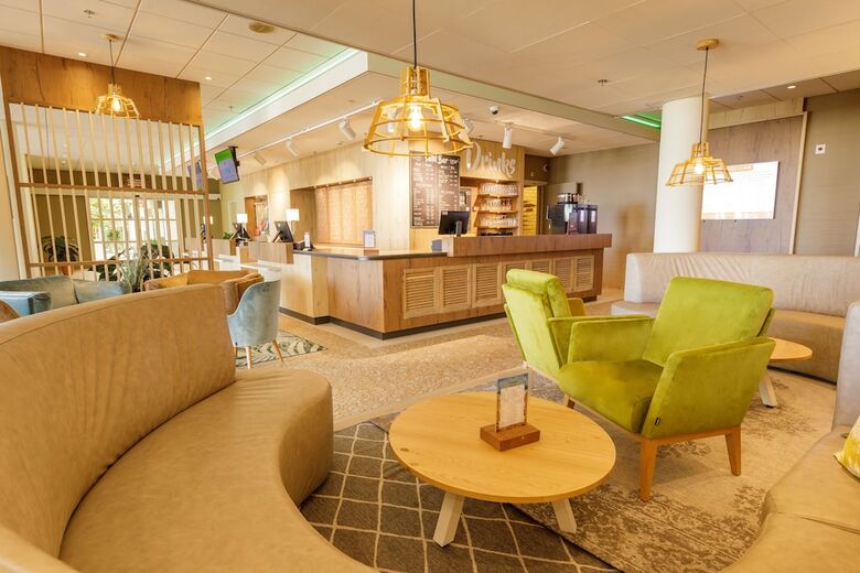 Beach Hotel Zandvoort By Center Parcs