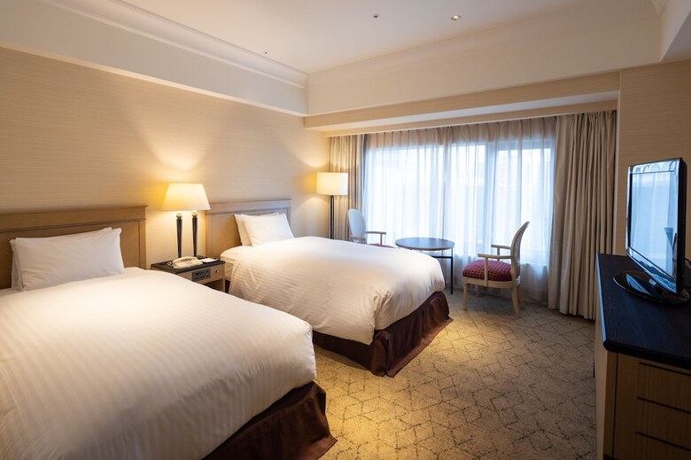 Kobe Bay Sheraton Hotel & Towers