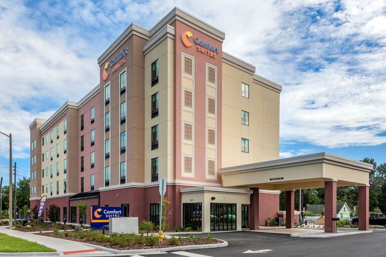 Hotel Comfort Suites Gainesville Near University
