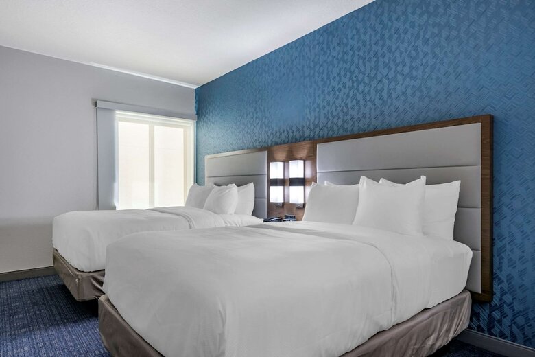 Hotel Comfort Suites Gainesville Near University