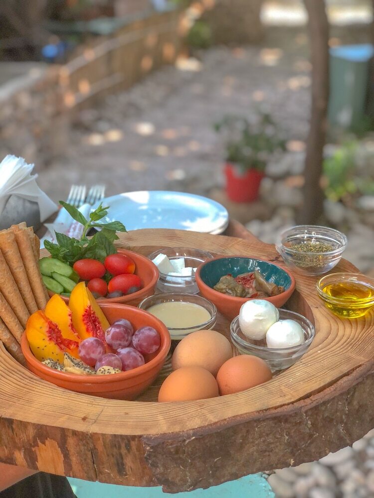 Bed & Breakfast Mayouli Nature Retreat