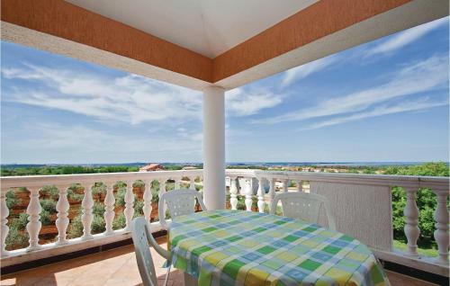 Apartment Galizana Limido Dele Roje