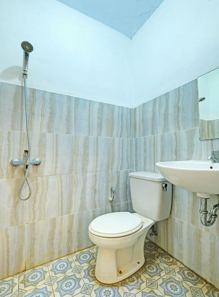 Hotel Oyo Life 2928 Rumah Ceria