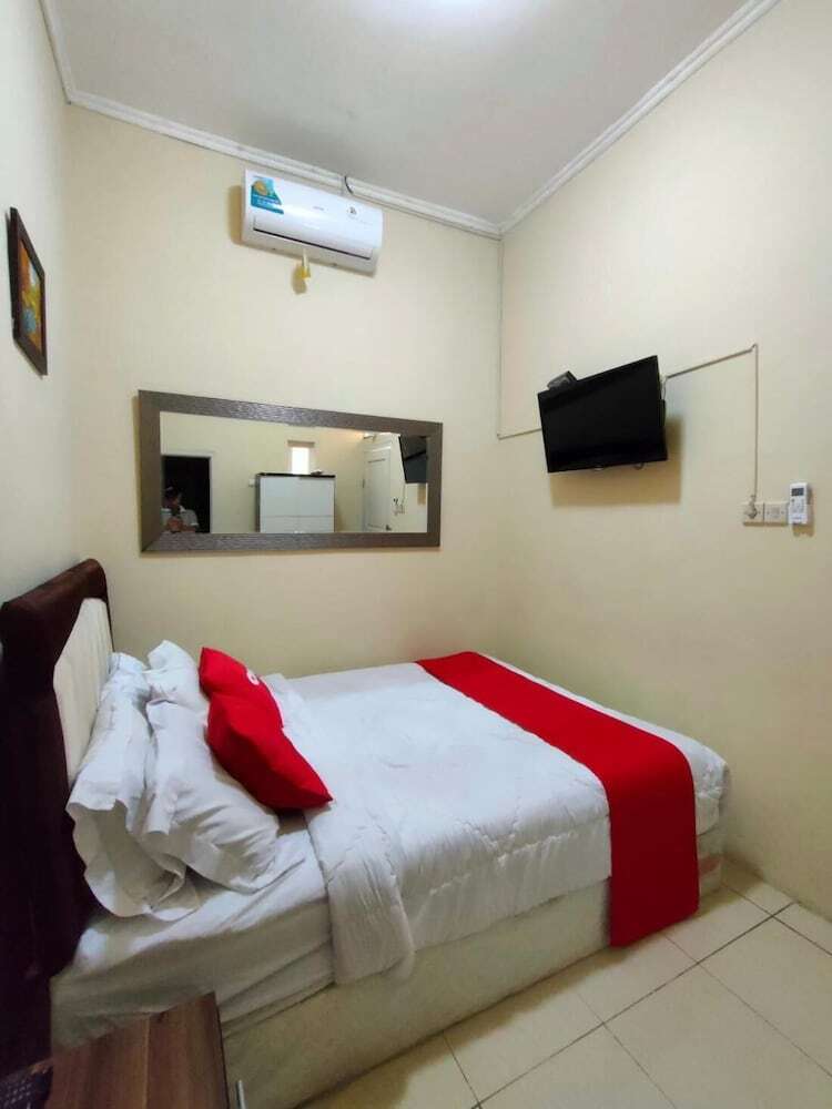 Perfect Double Room With AC In Center Bogor