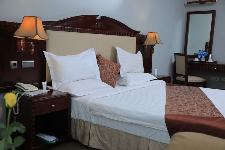 Debredamo Hotel