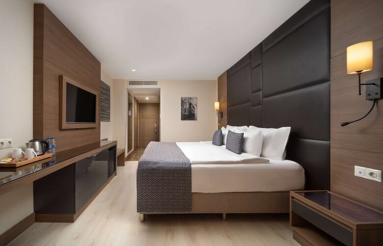 TRYP By Wyndham Istanbul Sisli Hotel