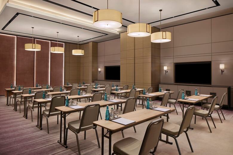 Jw Marriott Hotel Istanbul Marmara Sea
