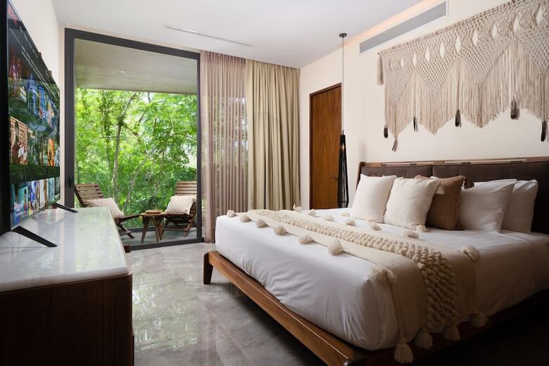 Mistiq Tulum