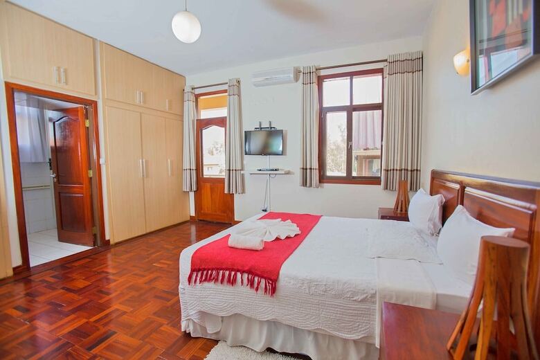 Bed & Breakfast Lidias Guest House