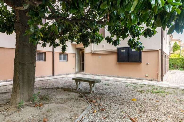 Monti Guesthouse
