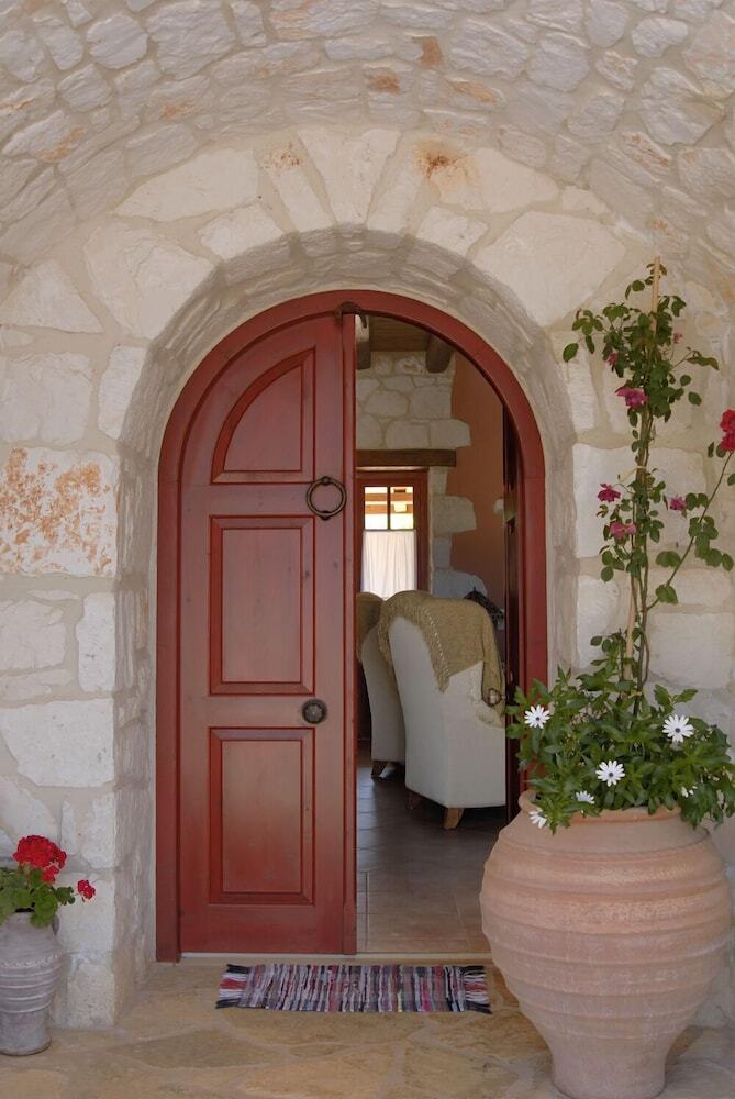 Aresti Mountain Resort