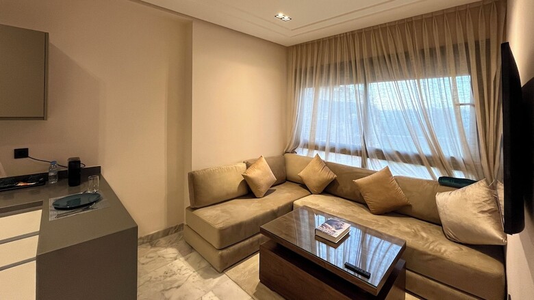 Aparthotel Les Joyeux Luxury Suites & Appart