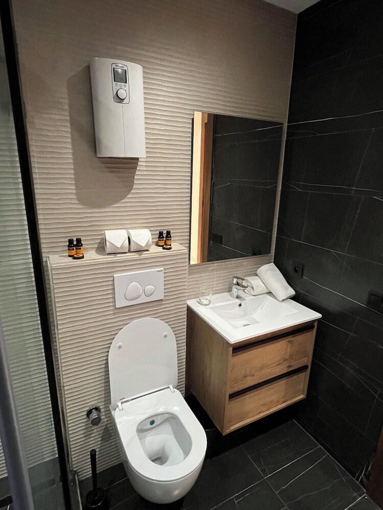 Aparthotel Les Joyeux Luxury Suites & Appart