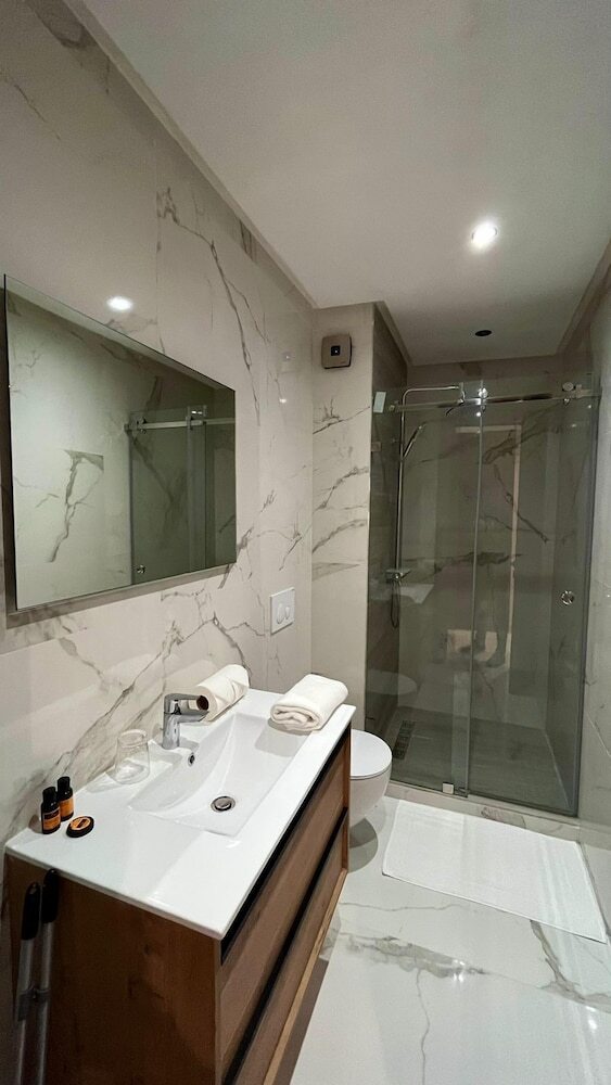 Aparthotel Les Joyeux Luxury Suites & Appart