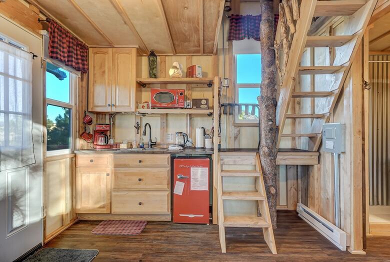 Tree Deer Blind