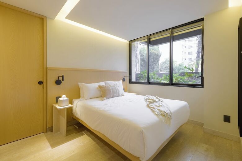 Apartamentos Capitalia Aristoteles Polanco