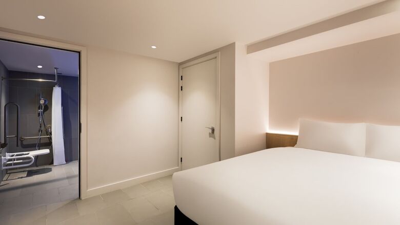 Zedwell Underground Hotel Tottenham Court Road