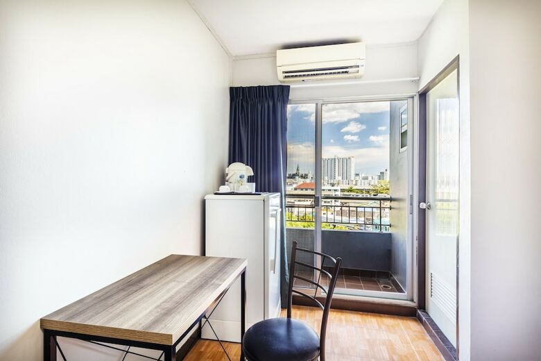 Livotel Express Hotel Bang Kruai Nonthaburi