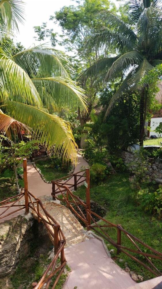 Hotel Cabanas K'iin Y�etel H� Bacalar