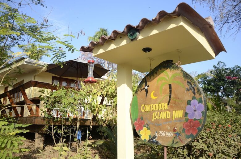 Contadora Island Inn B&B