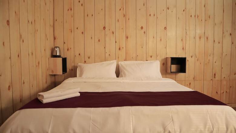 Hotel Beyond Stay Ananhyam Resort Sattal