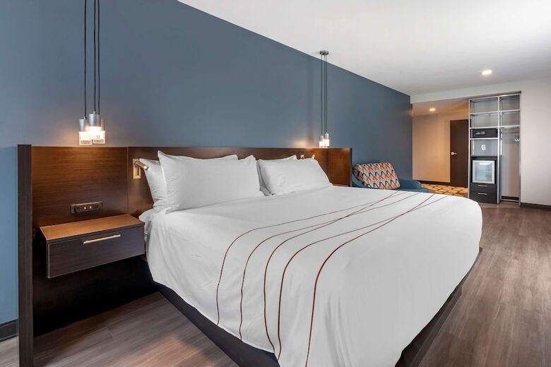 V?b Hotel By Best Western Denver Rino