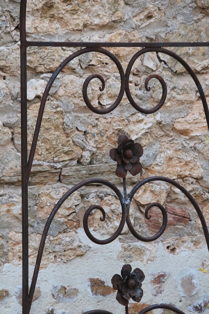 Bed & Breakfast Old Chaff Mill Retreat - - Luxury Vineyard Accommodation
