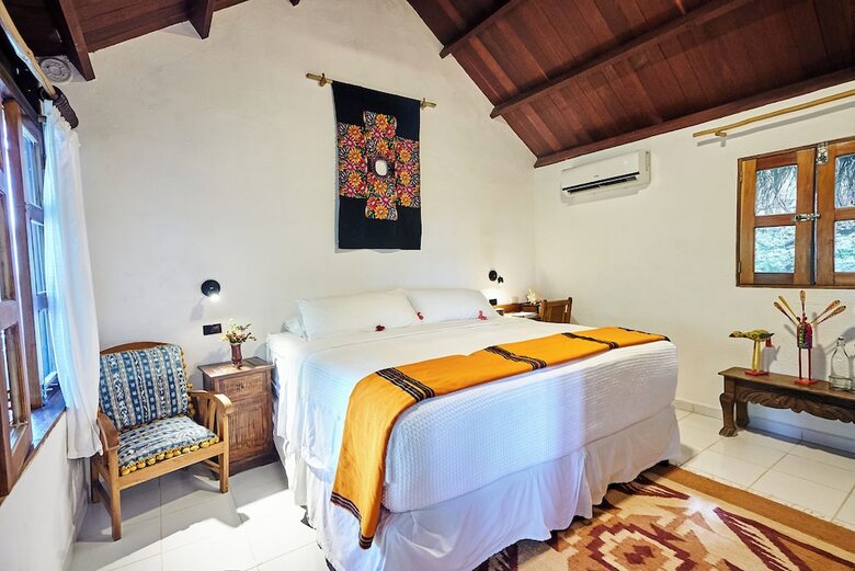 Hotel La Lancha By Francis Ford Coppola