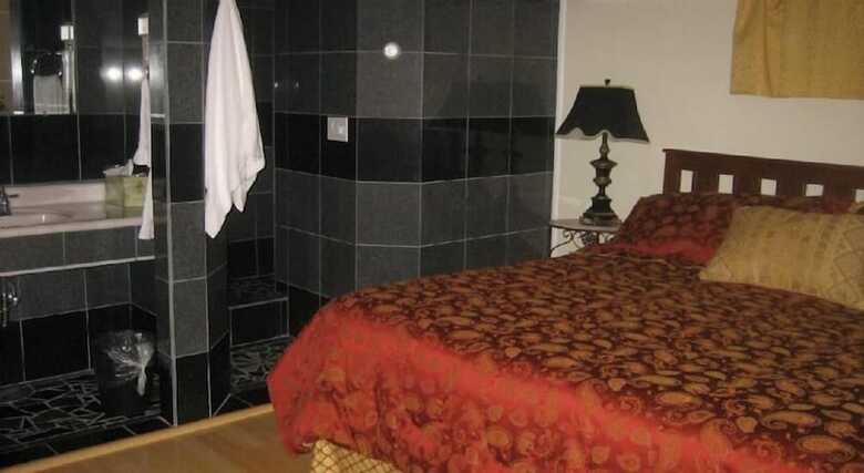 Spring Motor Inn