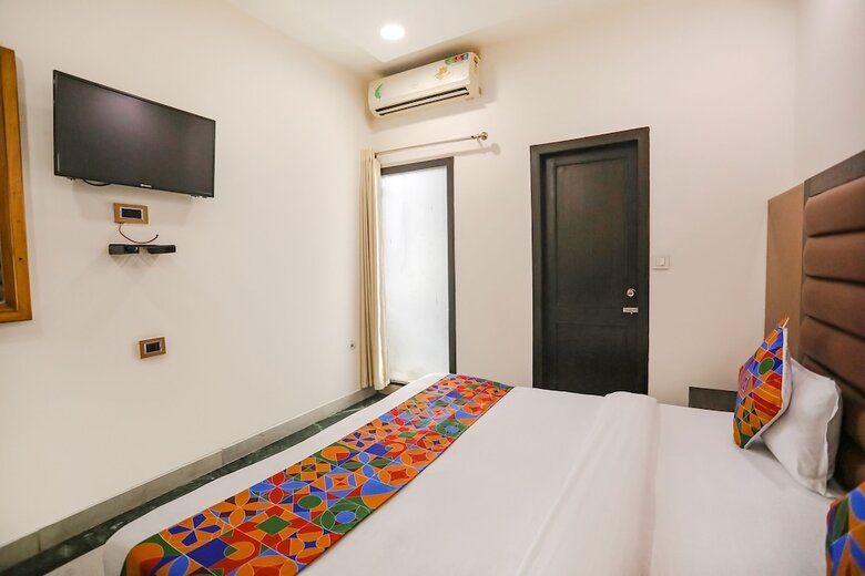 Hotel Fabexpress The Residency