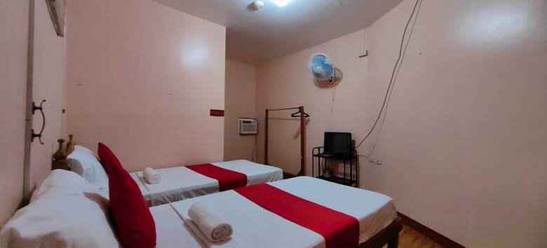 Hotel Oyo 1038 William Hearts Pension