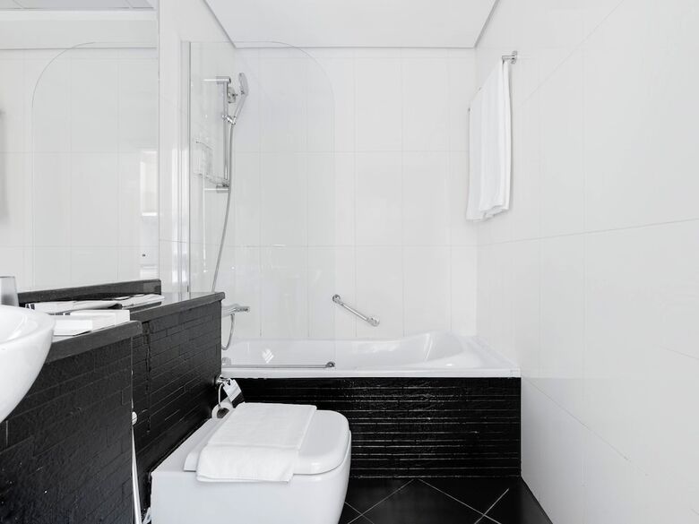 Grand Heights Dubai Hotel Apartments