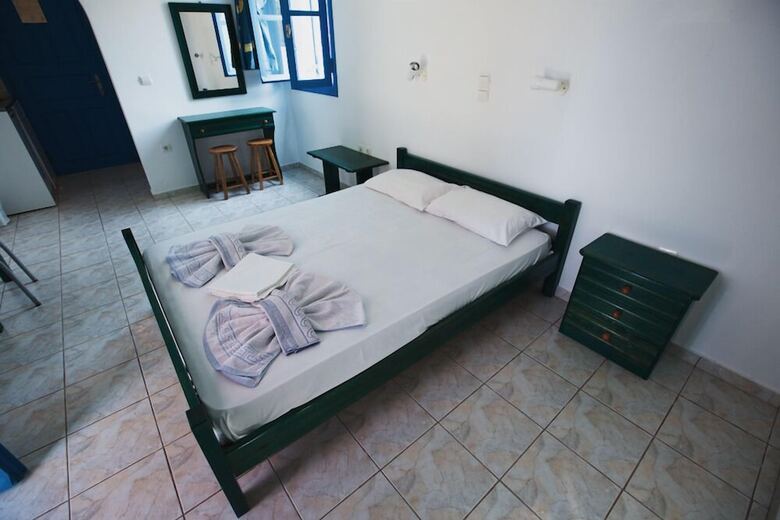 Hotel Lianos Studios