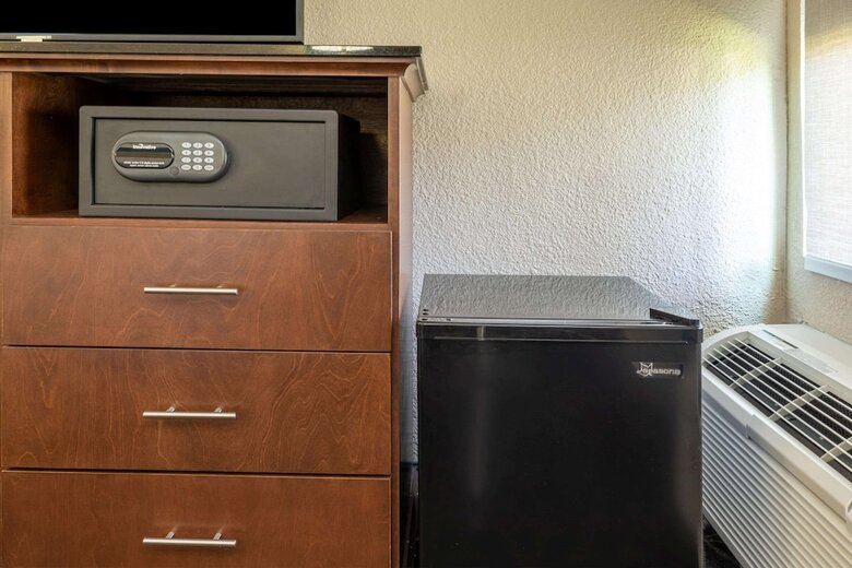 Hotel Baymont By Wyndham Mcallen/pharr