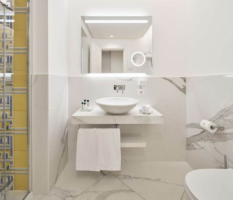 Hotel De Bonart Naples, Curio Collection By Hilton