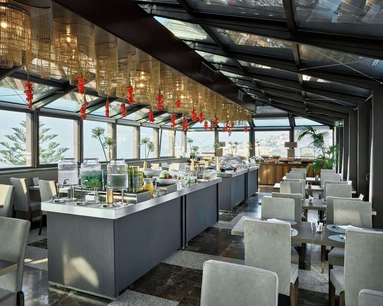 Hotel De Bonart Naples, Curio Collection By Hilton