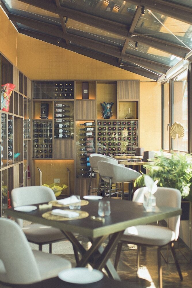 Hotel De Bonart Naples, Curio Collection By Hilton