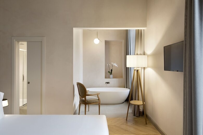 Opera 35 Boutique Hotel