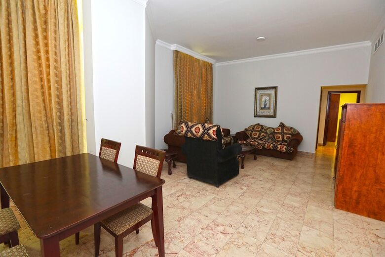 Aparthotel Oyo 117 Al Jabriya Suites