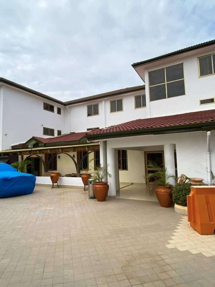Aparthotel Peach View Hotel And Apartments.