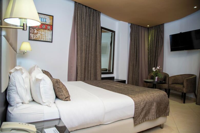 Malak Hotel