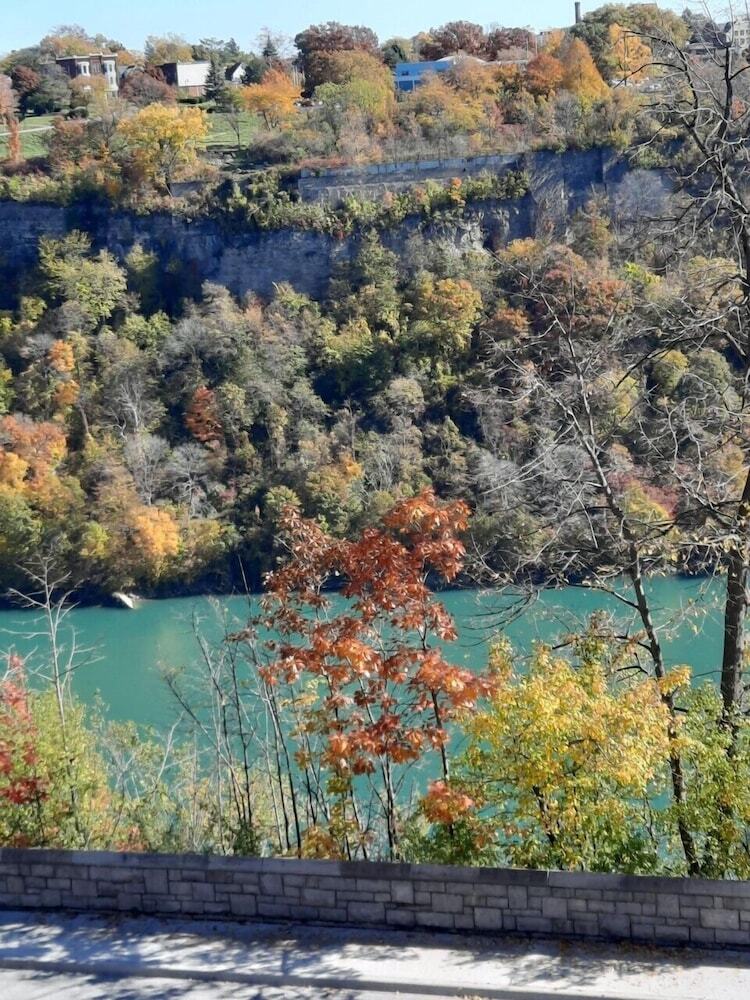 Bed & Breakfast Niagara Grandview Boutique Hotel
