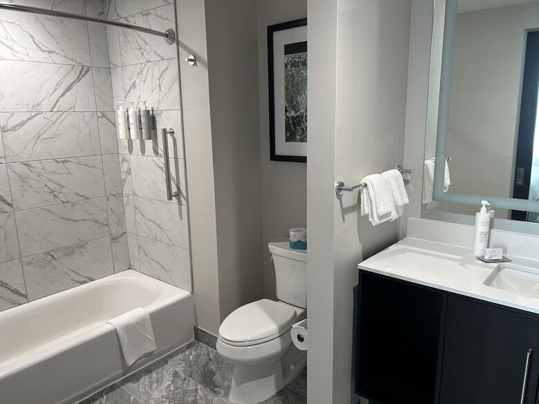 Hotel Embassy Suites By Hilton Alpharetta Halcyon