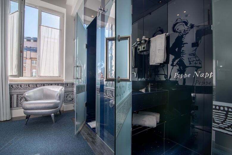 Bed & Breakfast Teatro Boutique Rooms & Suites