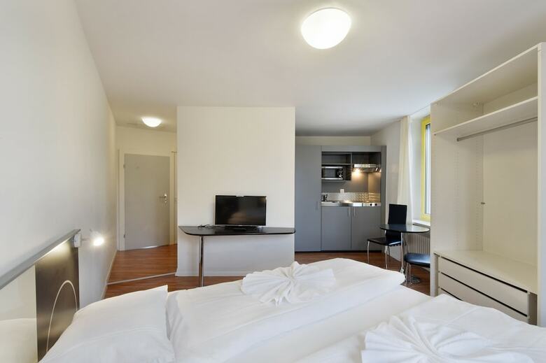 Apartamentos Swiss Star California
