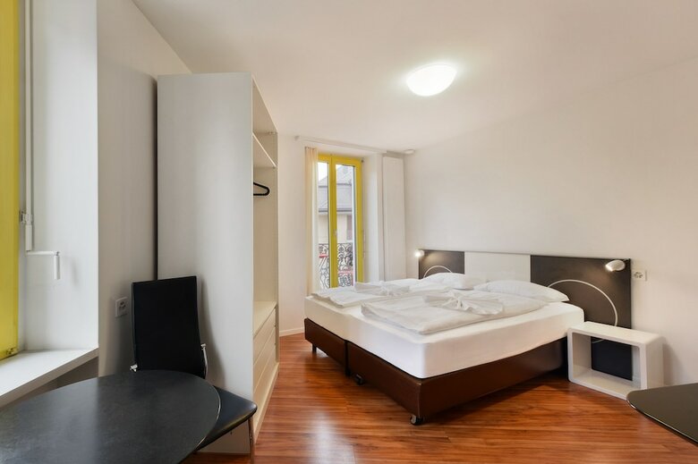 Apartamentos Swiss Star California