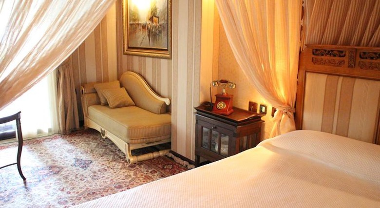 Hotel Masia De Lacy